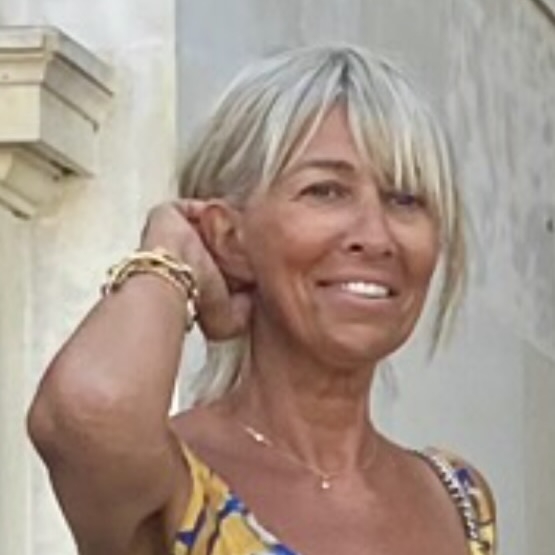CORINNE DESTHIEUX